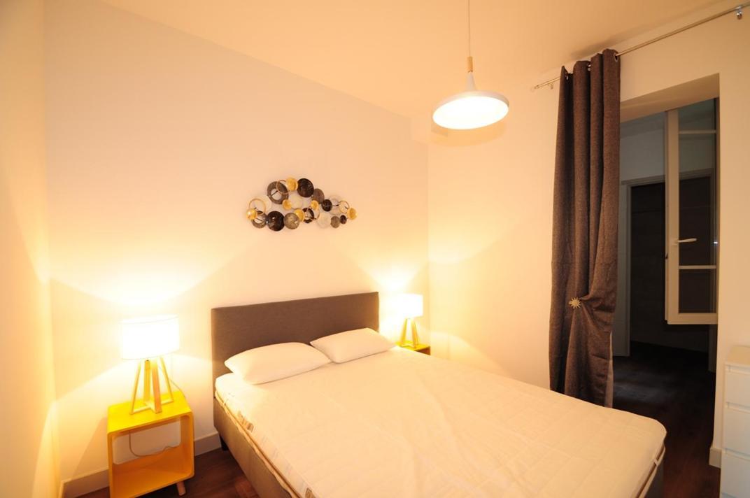 Les Trois Mai Apartment Кан Екстериор снимка