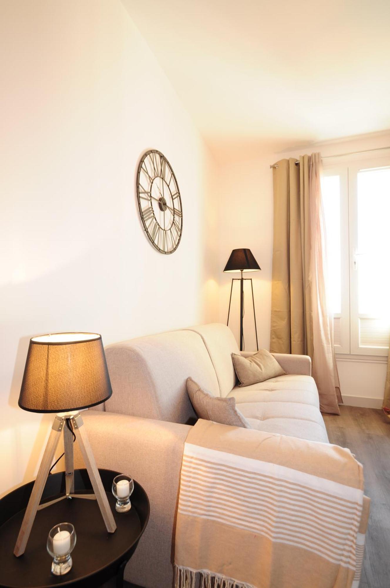 Les Trois Mai Apartment Кан Екстериор снимка