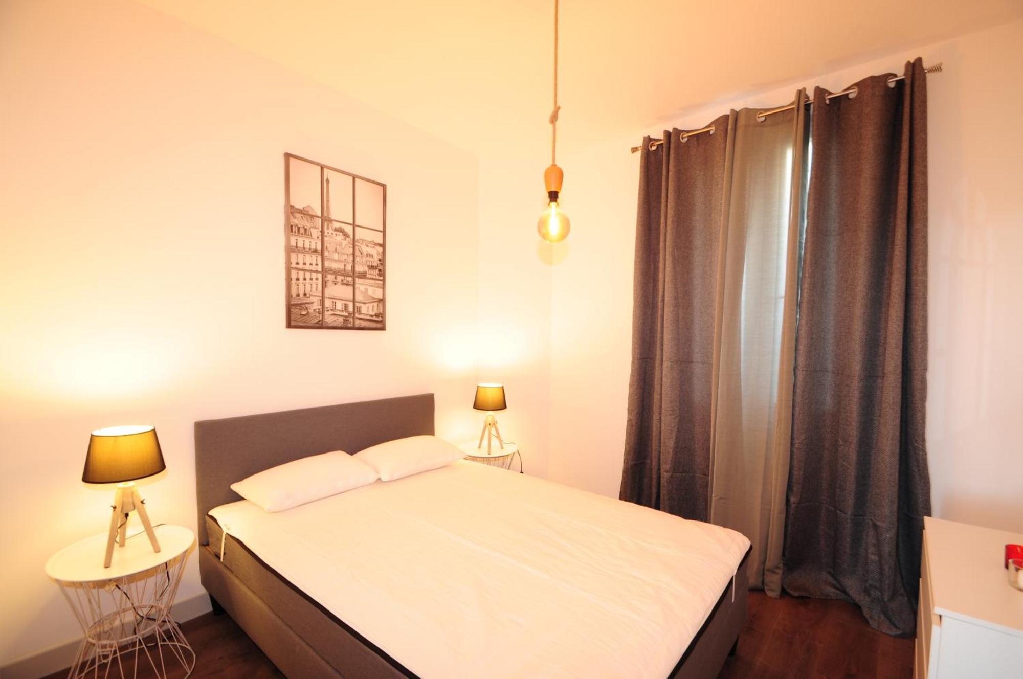 Les Trois Mai Apartment Кан Екстериор снимка