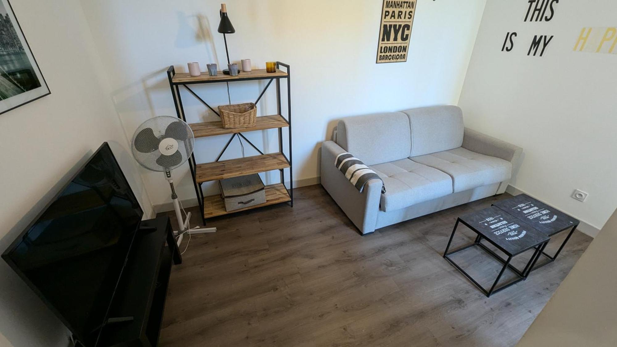 Les Trois Mai Apartment Кан Екстериор снимка